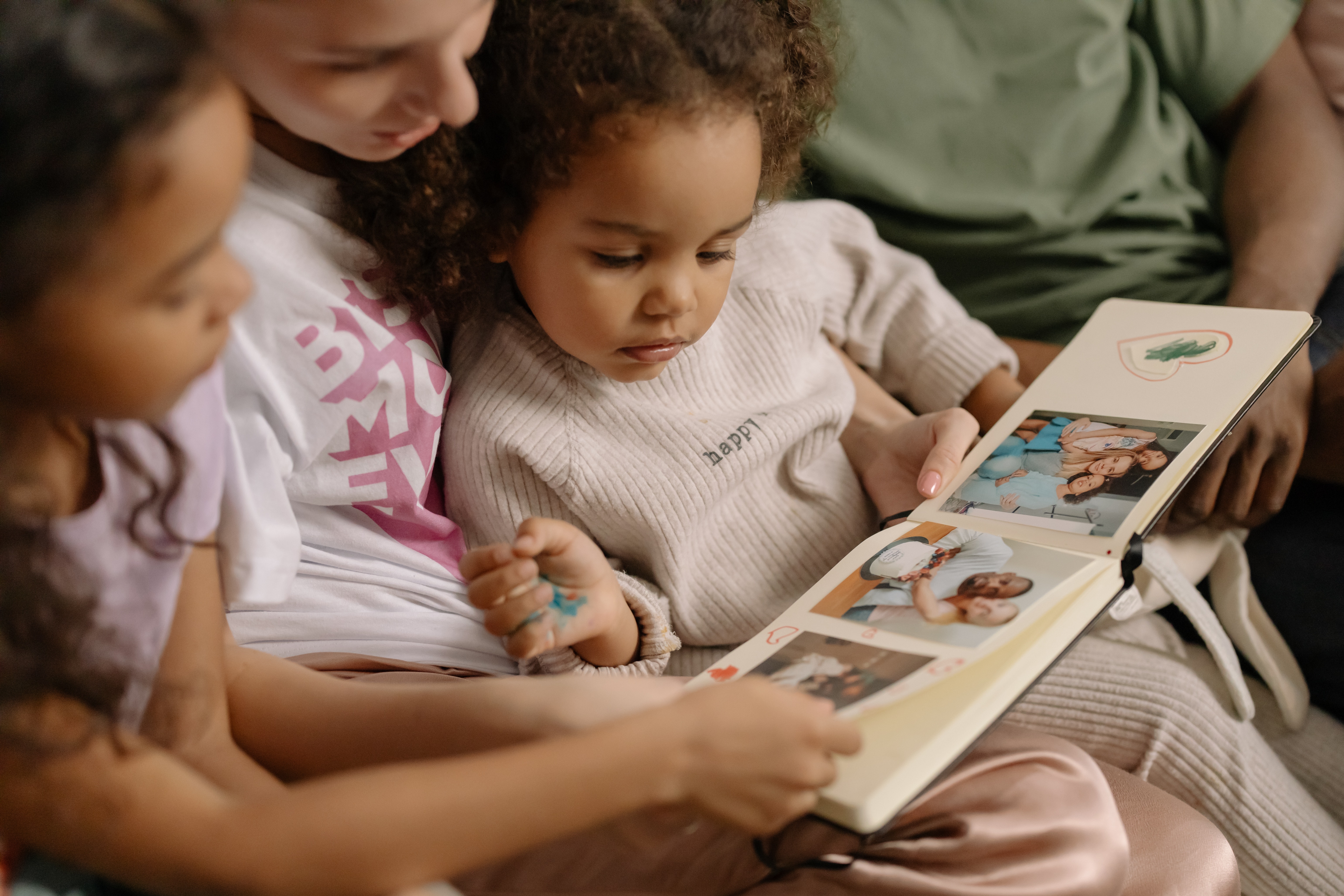 child reading
